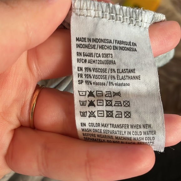 Tank top - Picture 2 of 3